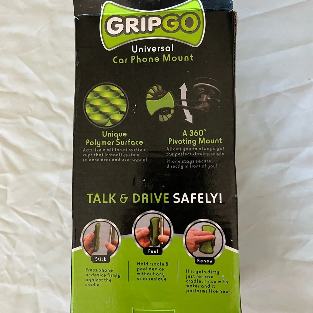 New GripGo Universal Car Phone Mount